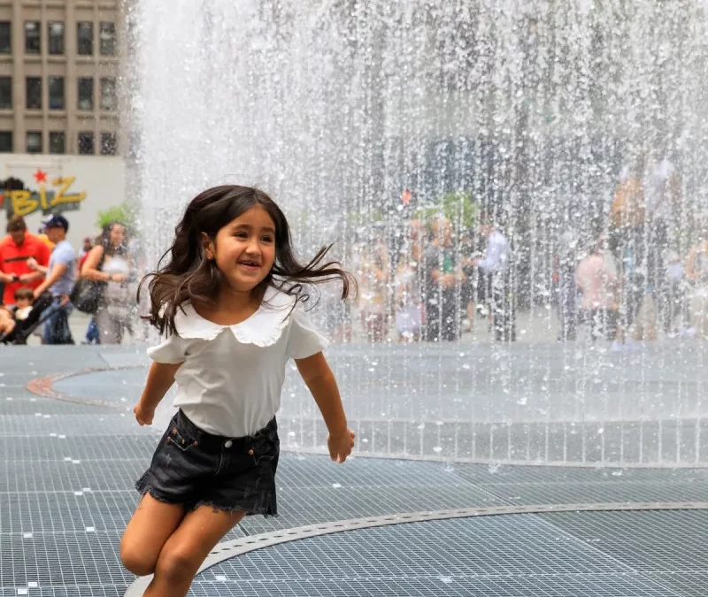 Rockefeller Center meet Water